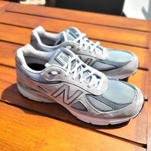 NEW without box NEW BALANCE 990V4 WOMENS SIZE 12